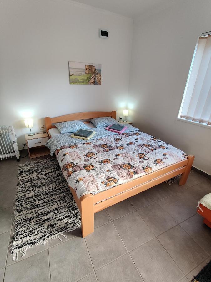 Apartman Ankica Golubac Exteriör bild